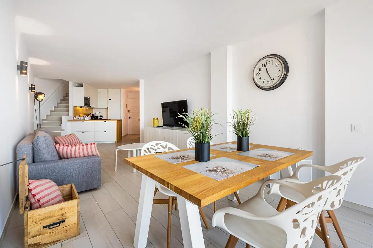 Apartamento Apartamento WELCS frente al Mar Ampuriabrava